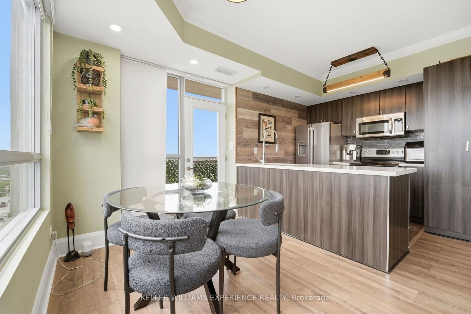 2464 Weston Road, Unit 903 thumbnail 15