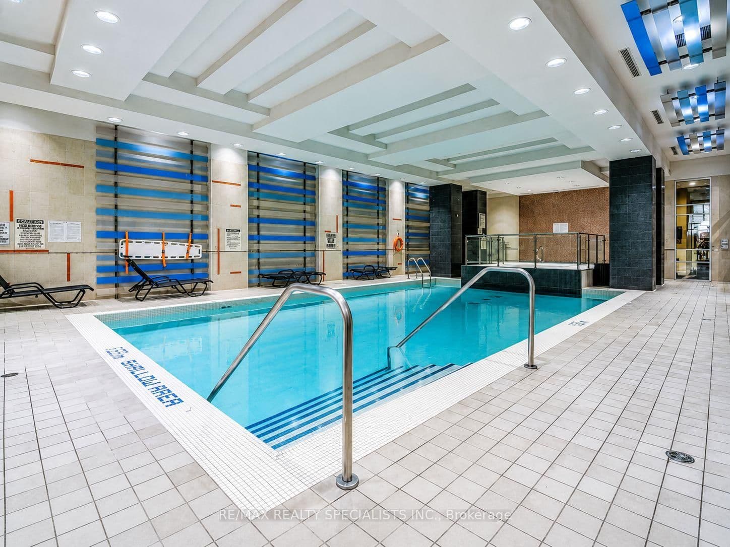 330 Burnhamthorpe Road W, Unit 2702 thumbnail 10