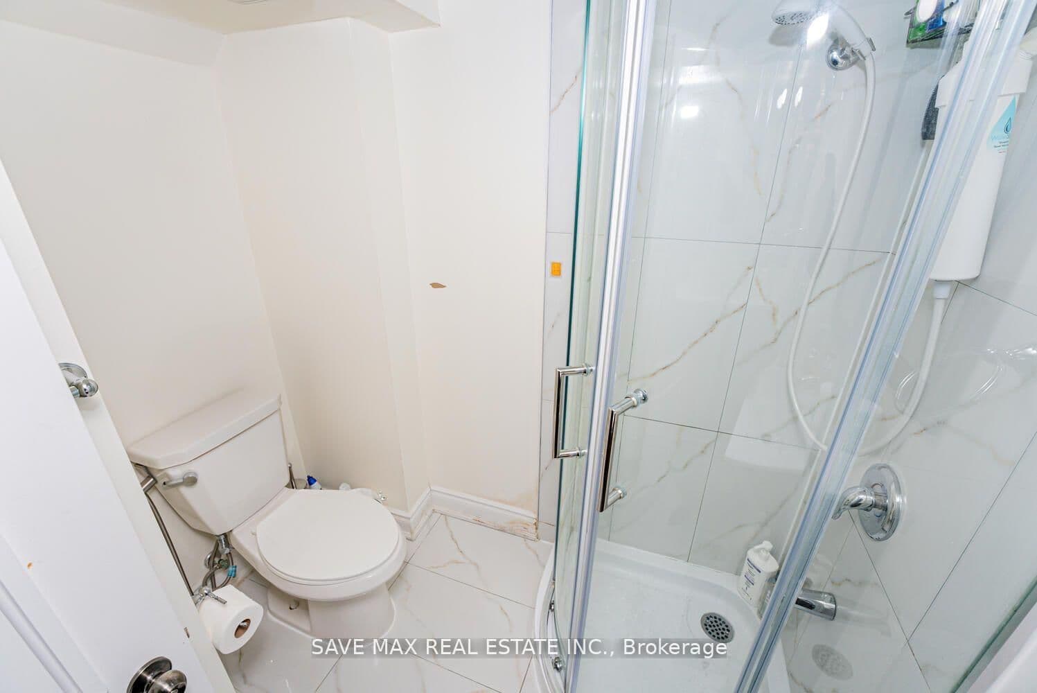 20 Desert Garden Drive, Unit Basement thumbnail 7