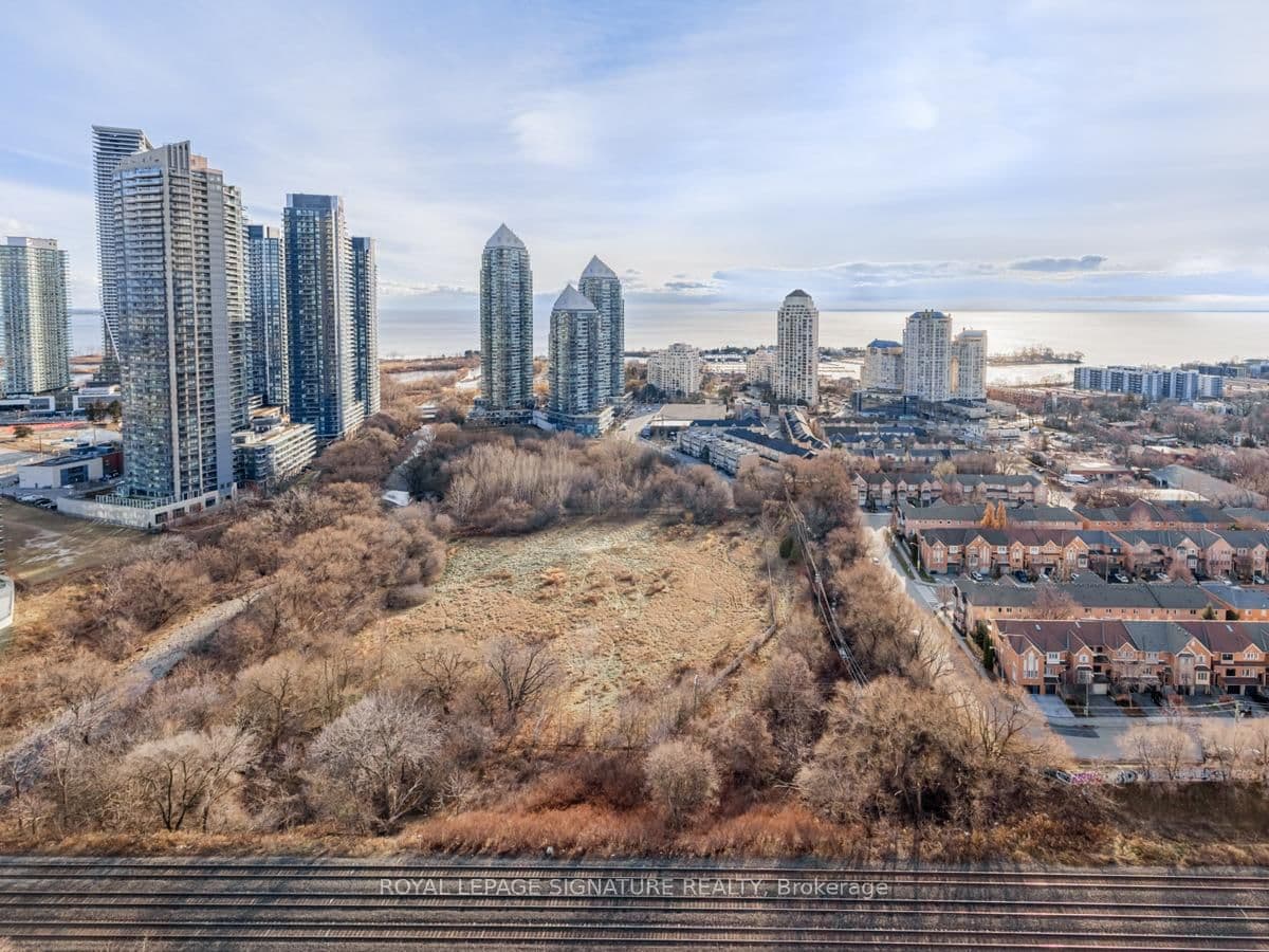 251 Manitoba Street, Unit 2704 thumbnail 22