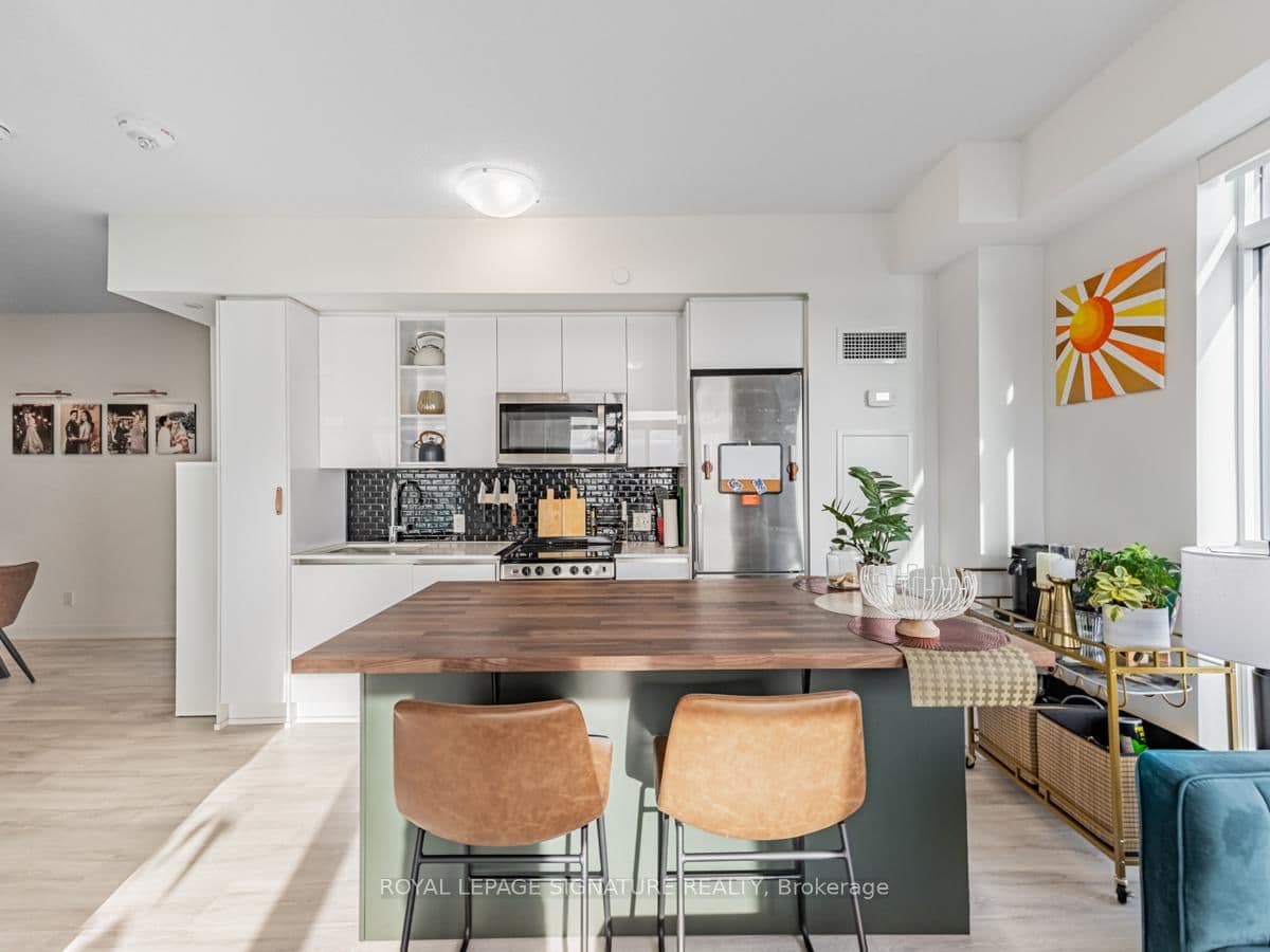 251 Manitoba Street, Unit 2704 thumbnail 8