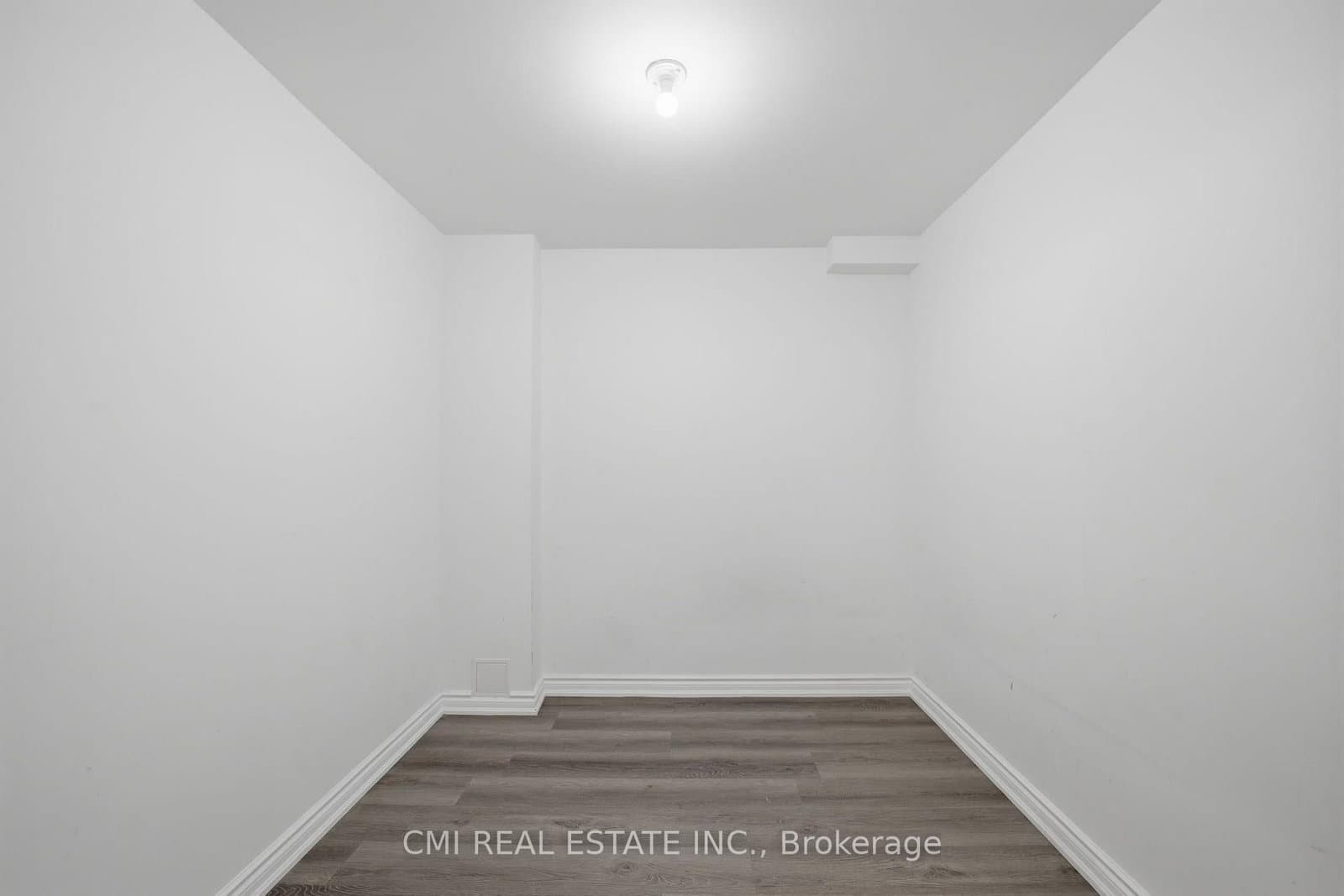 162 Golden Springs Drive thumbnail 39