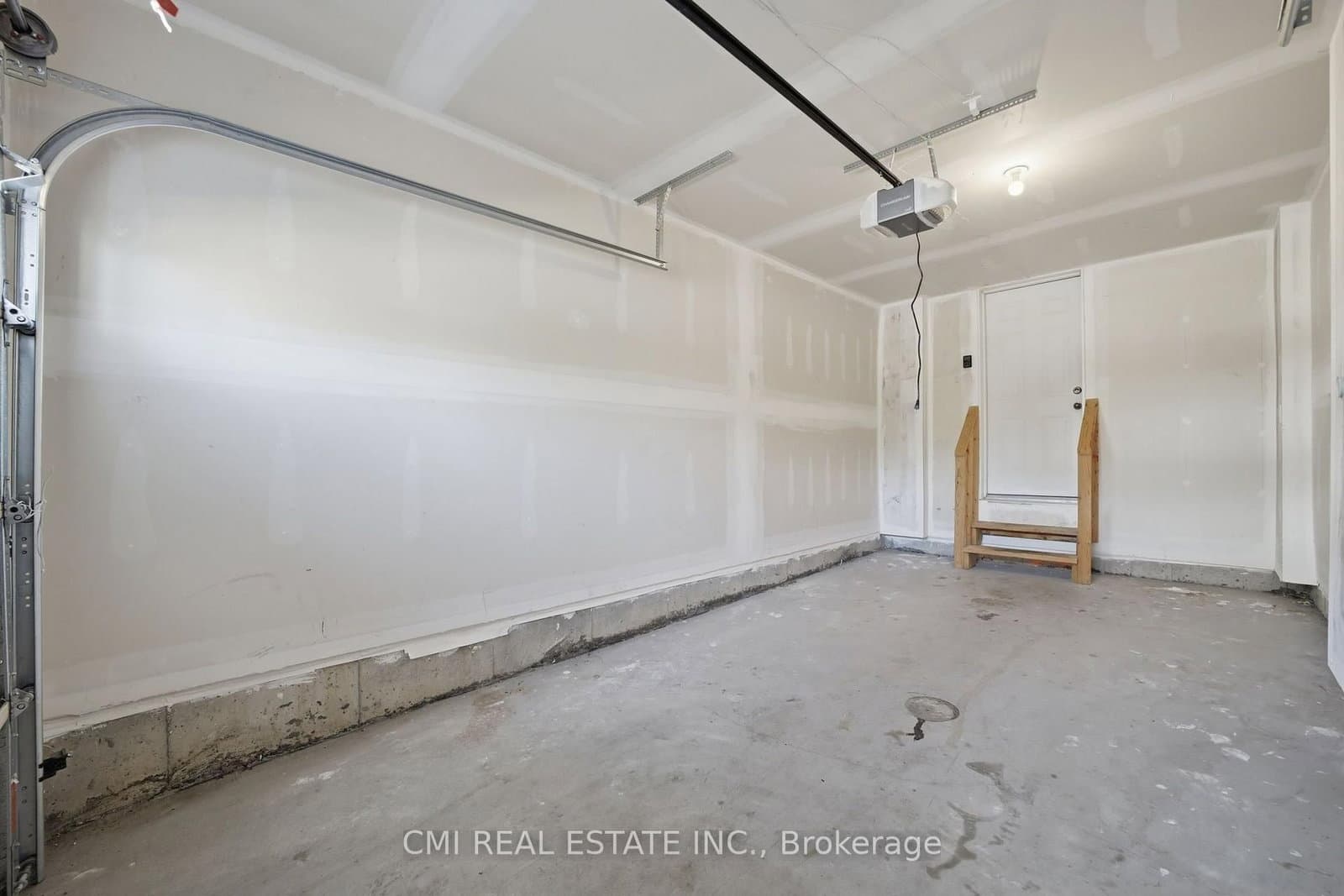 162 Golden Springs Drive thumbnail 48