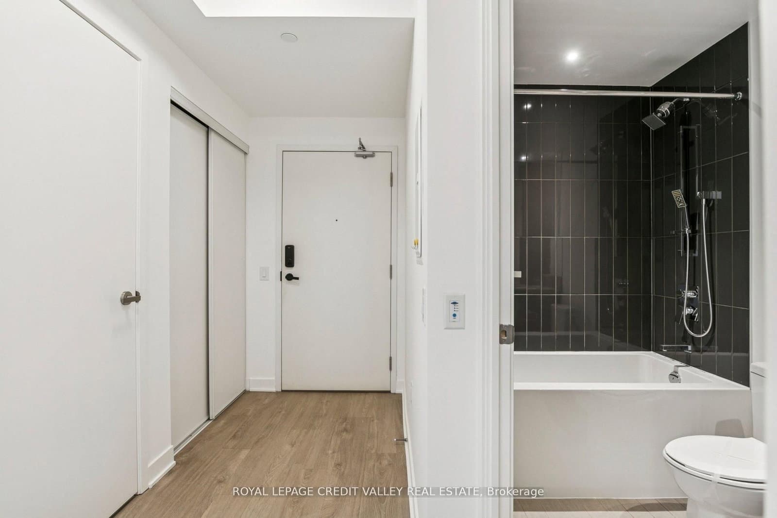 3900 Confederation Parkway, Unit 1413 thumbnail 6