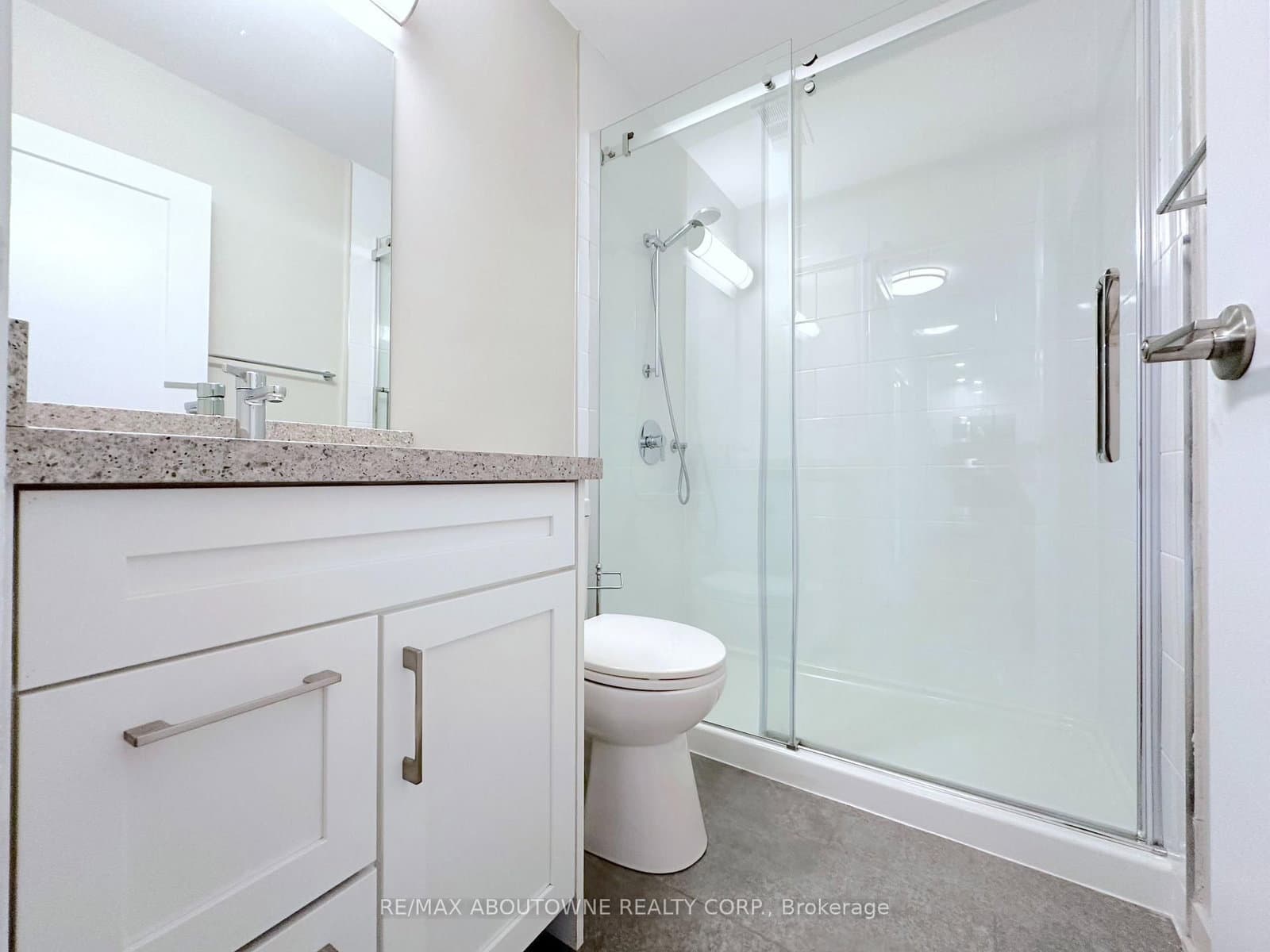 135 Allan Street, Unit 306 thumbnail 10