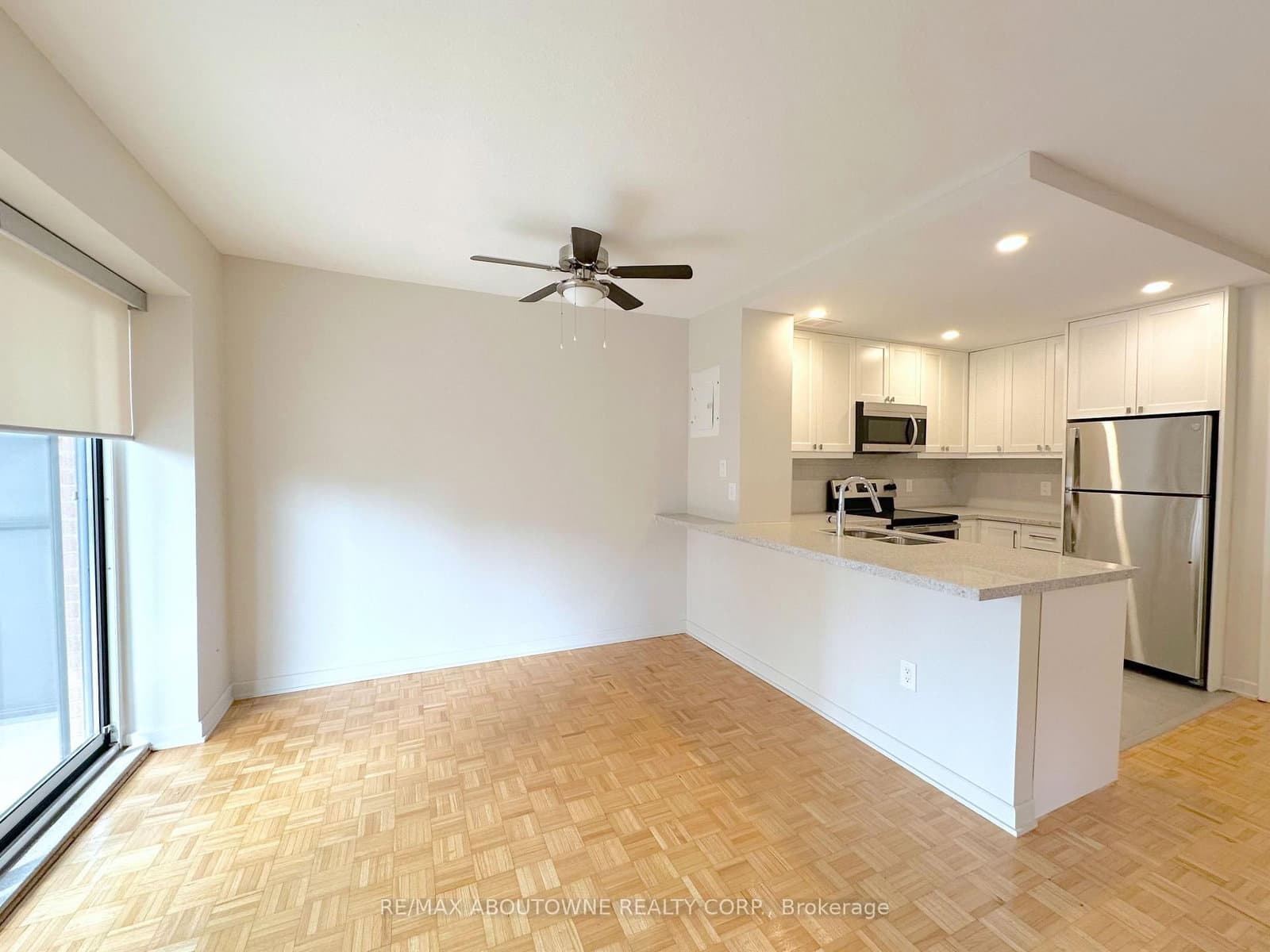 135 Allan Street, Unit 306 thumbnail 5