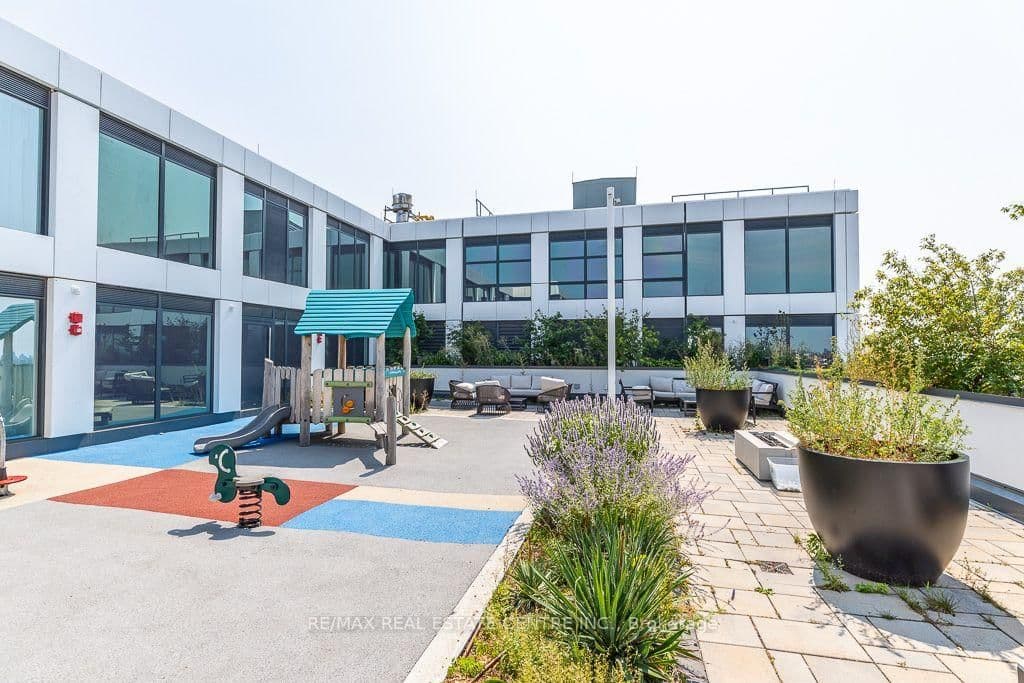 1100 Sheppard Avenue W, Unit 232 thumbnail 32