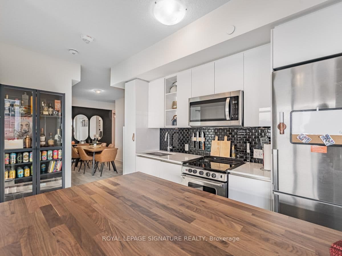 251 Manitoba Street, Unit 2704 thumbnail 11
