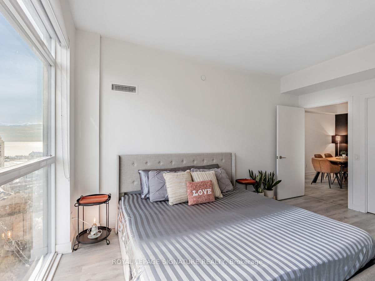 251 Manitoba Street, Unit 2704 thumbnail 17