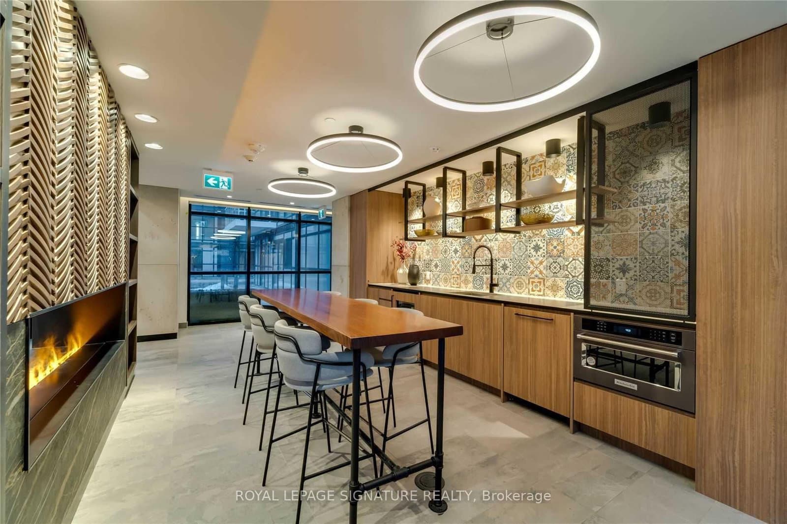 251 Manitoba Street, Unit 2704 thumbnail 32