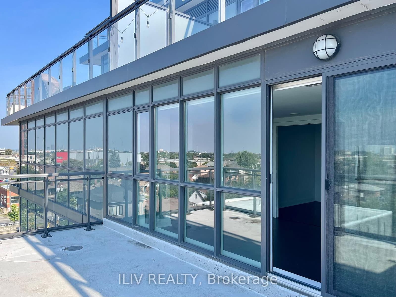 16 McAdam Avenue, Unit 605 thumbnail 10
