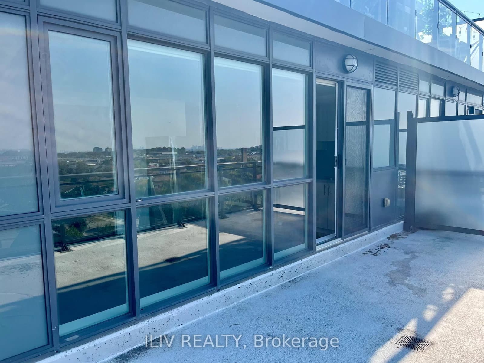 16 McAdam Avenue, Unit 605 thumbnail 11
