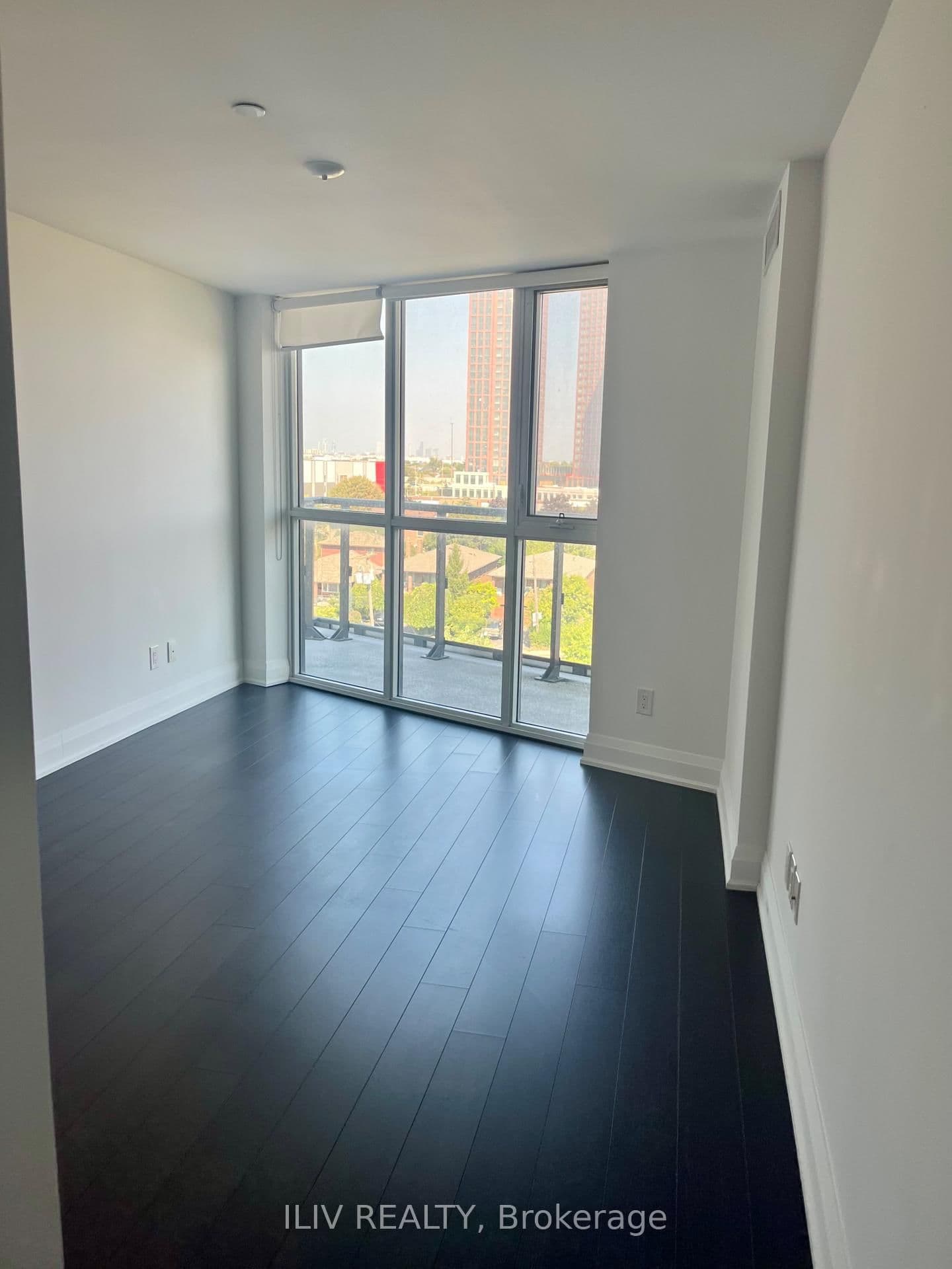 16 McAdam Avenue, Unit 605 thumbnail 18