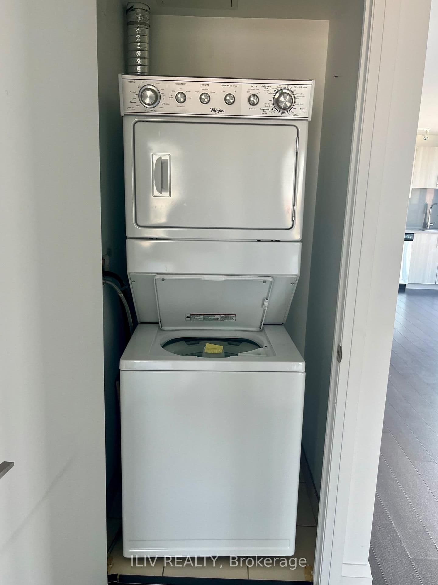 16 McAdam Avenue, Unit 605 thumbnail 21