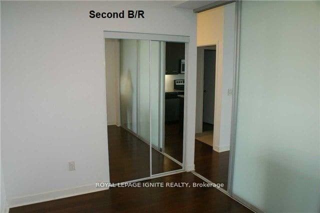 360 Square One Drive, Unit 402 thumbnail 6