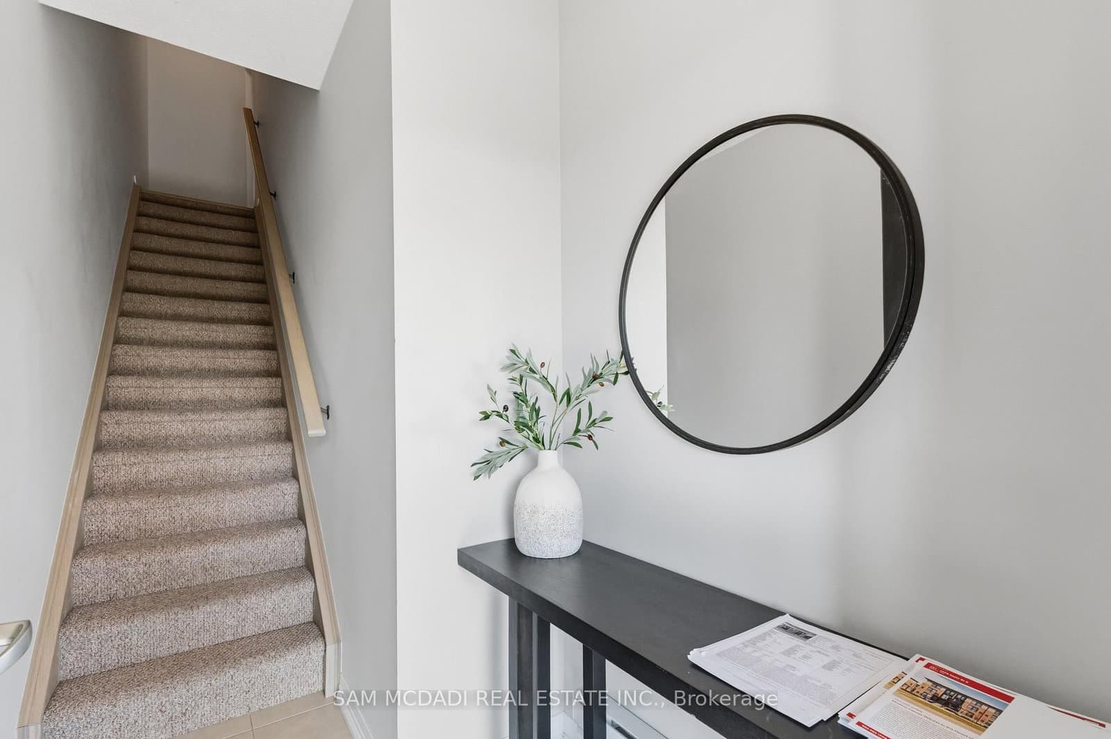 1208 Main Street E, Unit 201 thumbnail 5