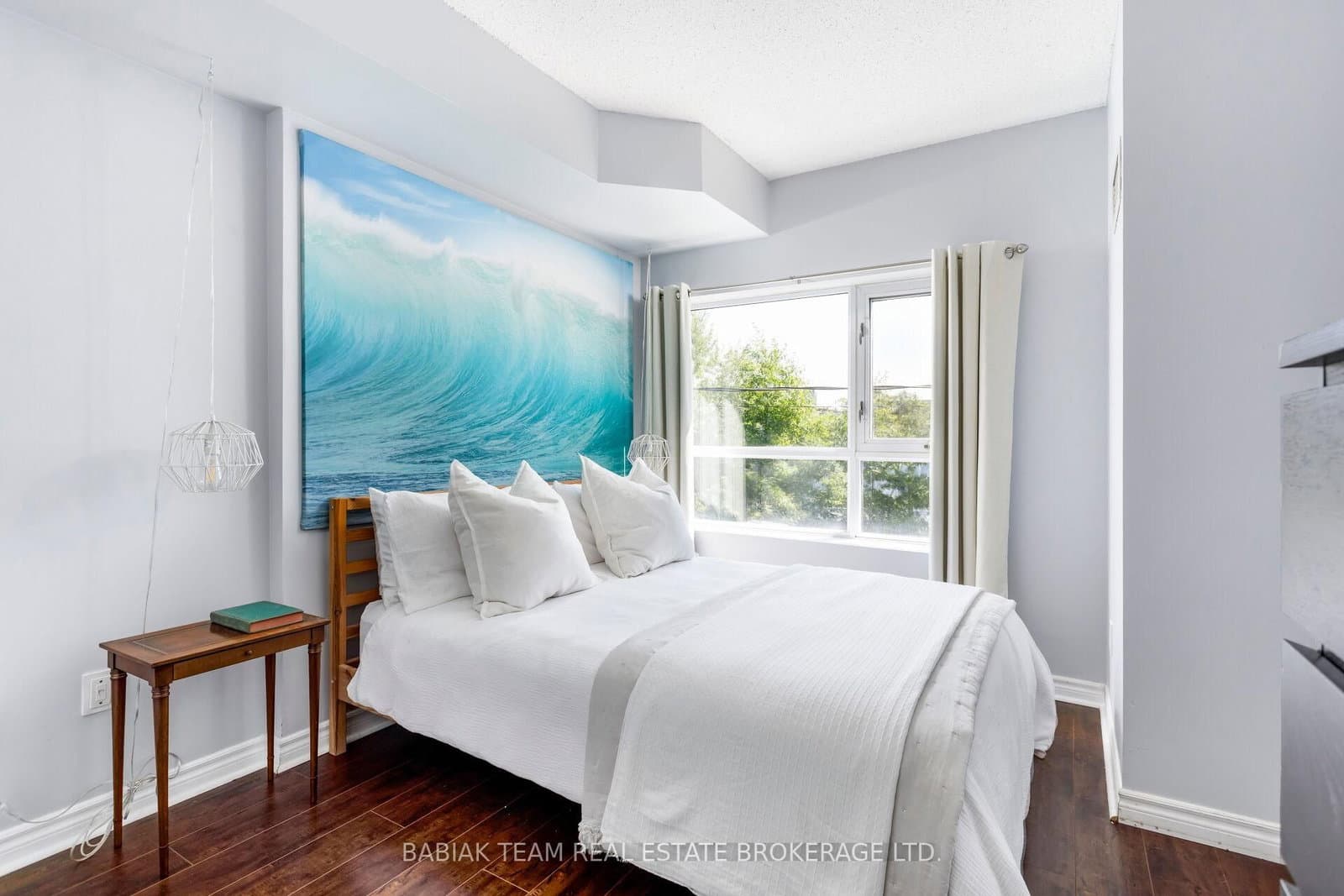 2495 Dundas Street West Street, Unit 307 thumbnail 17