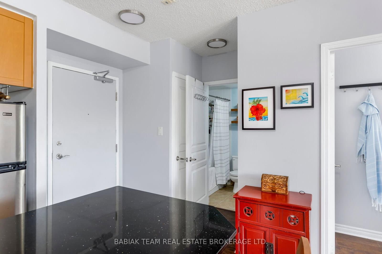 2495 Dundas Street West Street, Unit 307 thumbnail 22