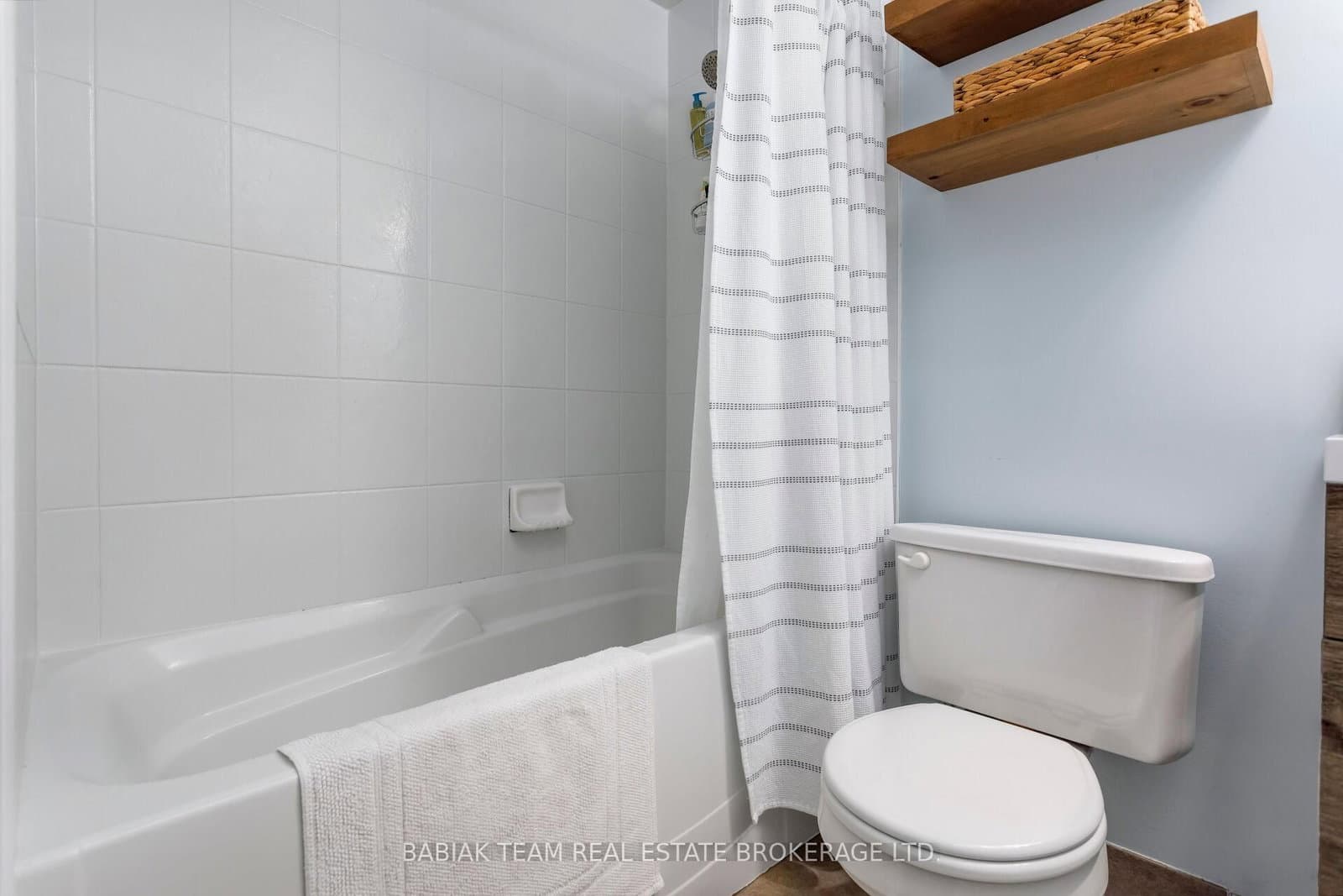 2495 Dundas Street West Street, Unit 307 thumbnail 26