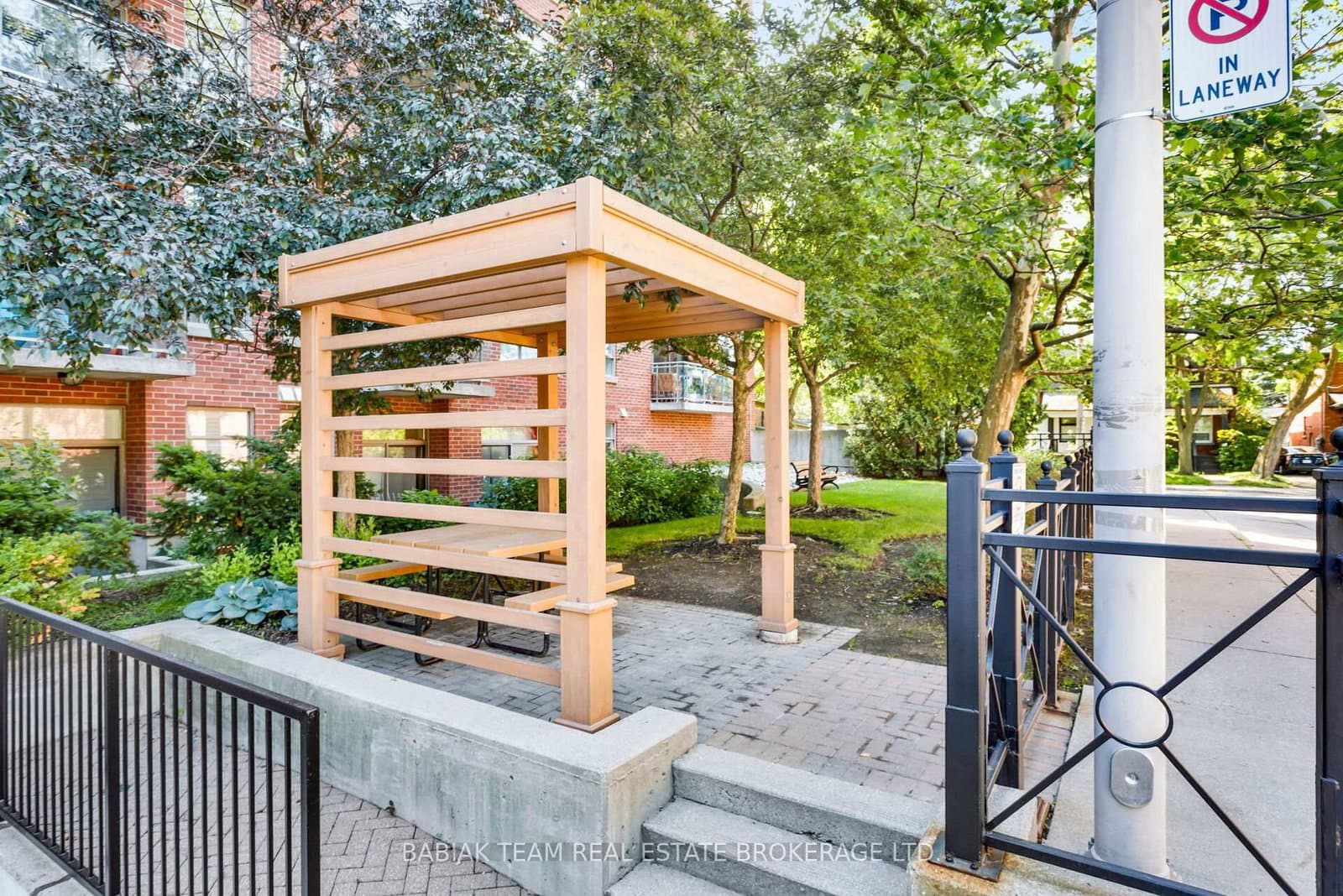 2495 Dundas Street West Street, Unit 307 thumbnail 40