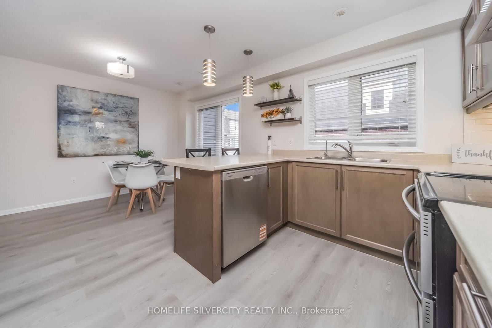 31 Betterton Crescent thumbnail 17