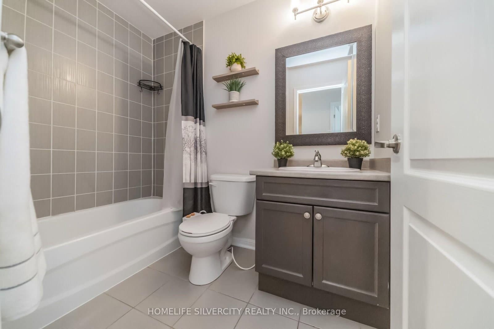 31 Betterton Crescent thumbnail 40