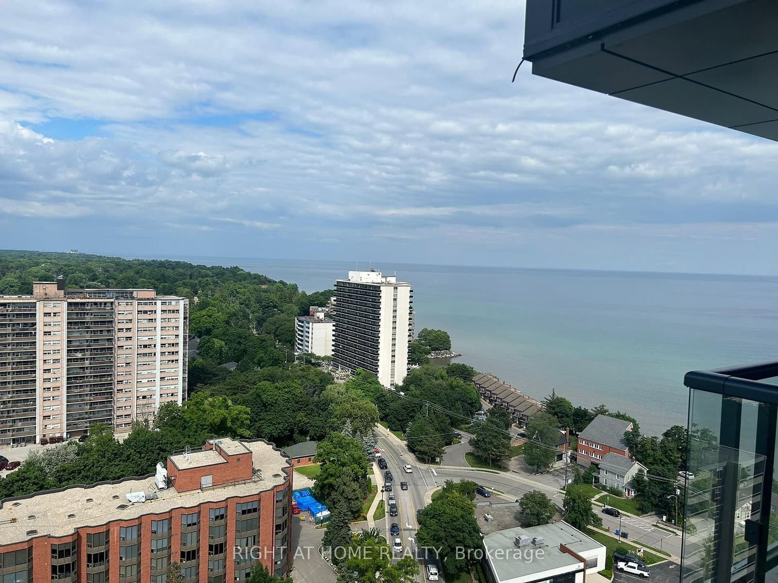 370 Martha Street, Unit 1902 thumbnail 30