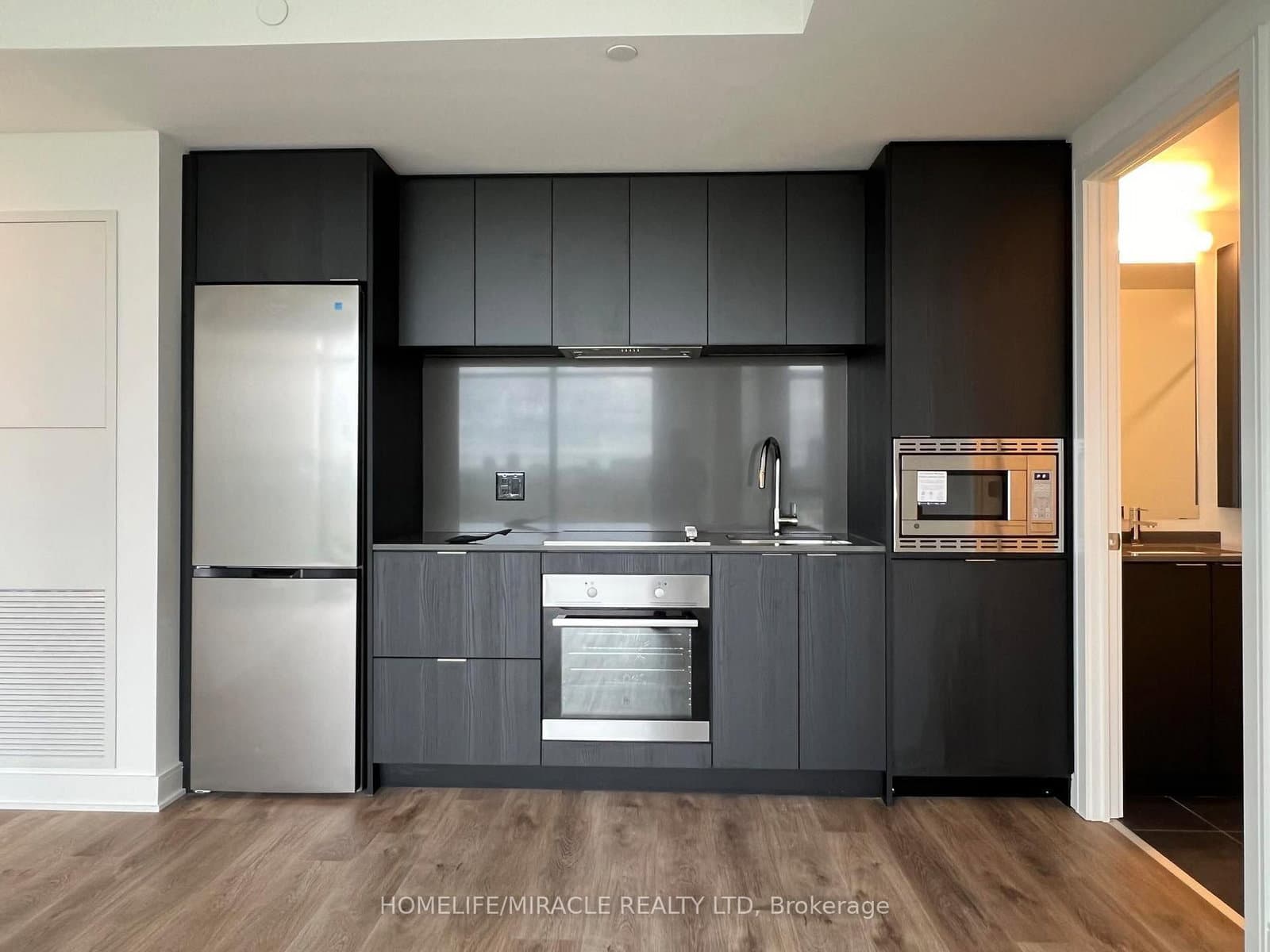 86 Dundas Street E, Unit 1603 thumbnail 3
