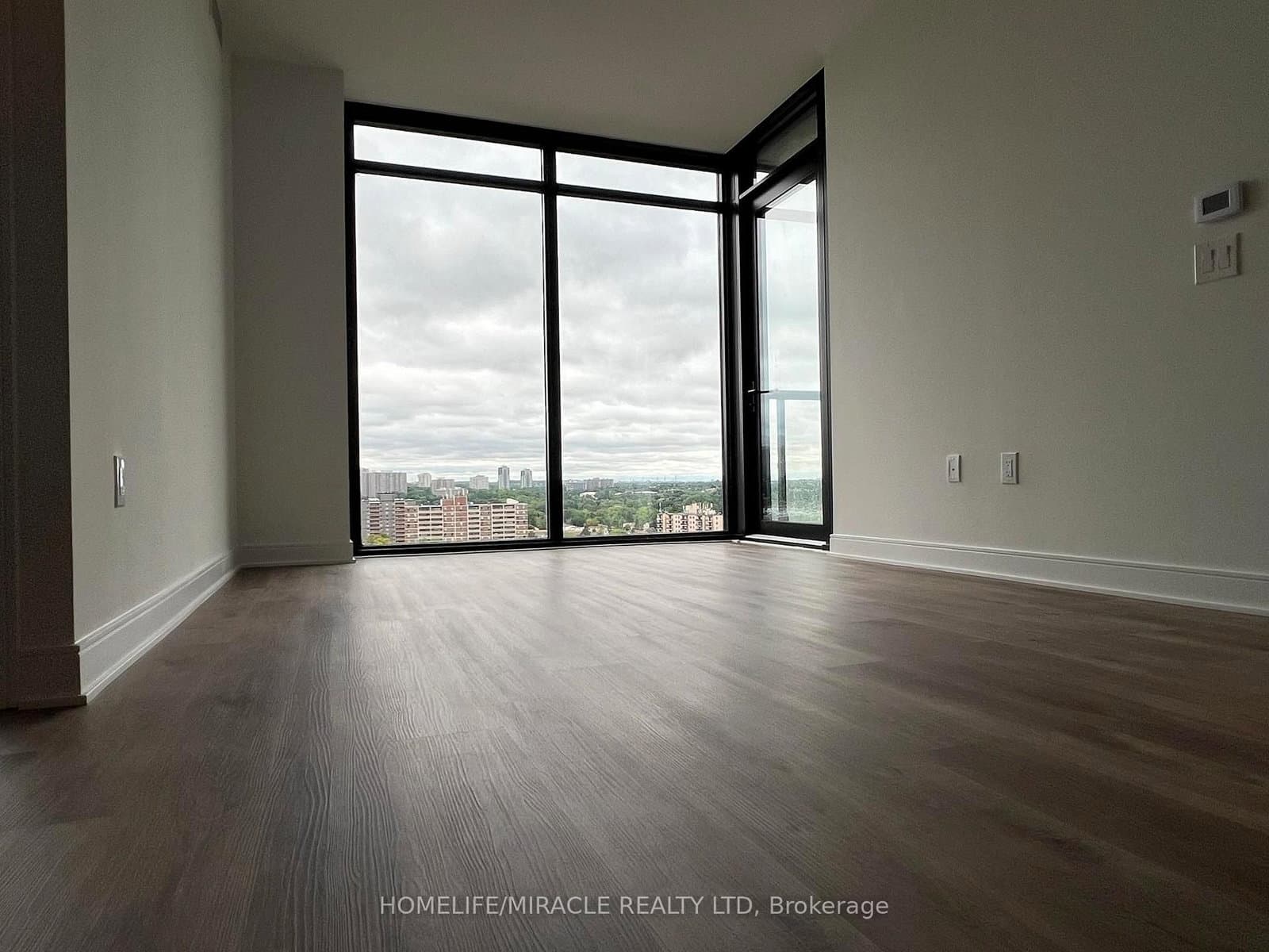 86 Dundas Street E, Unit 1603 thumbnail 6
