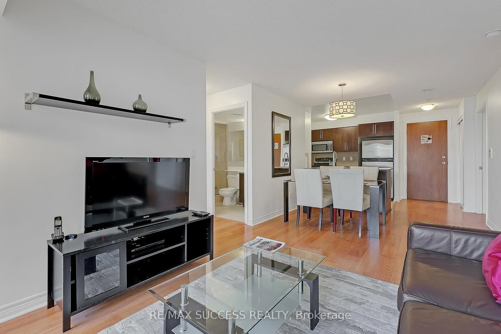310 Burnhamthorpe Road W, Unit 203 thumbnail 12