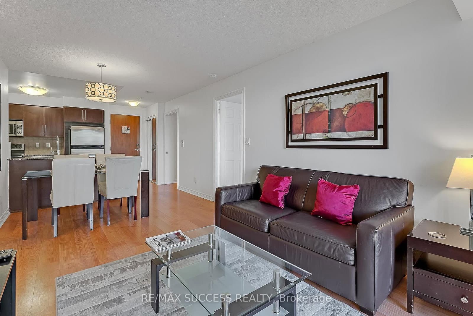 310 Burnhamthorpe Road W, Unit 203 thumbnail 15