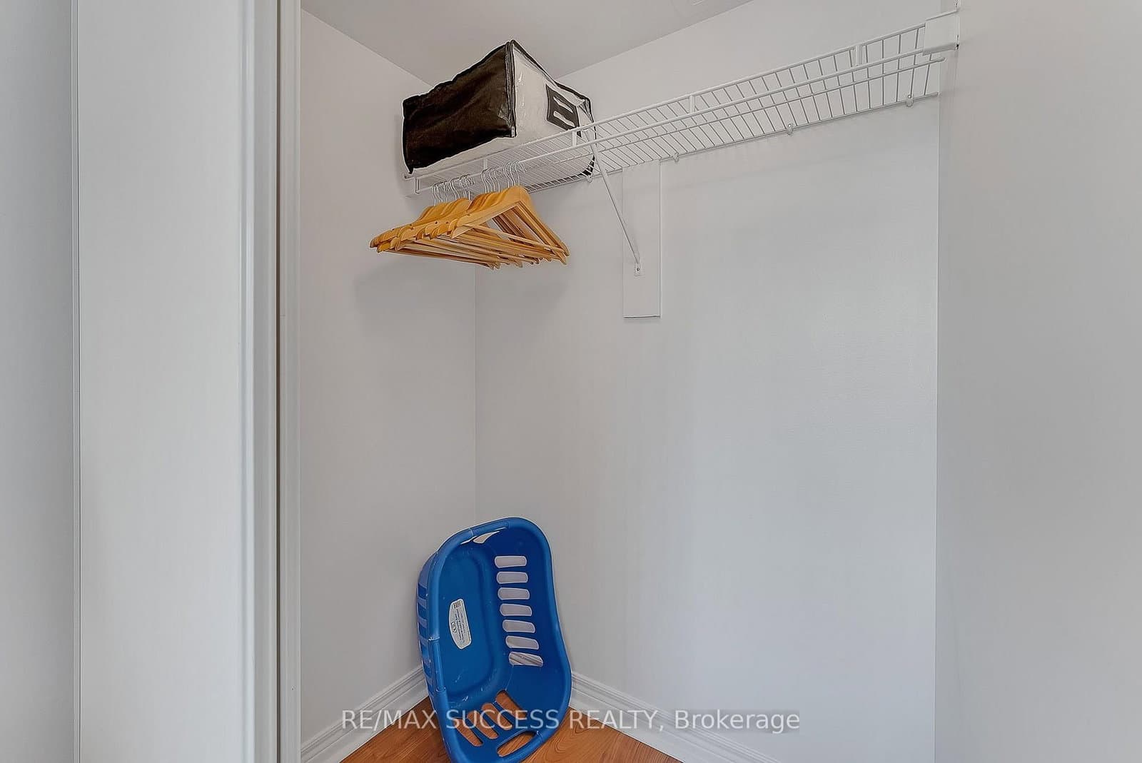 310 Burnhamthorpe Road W, Unit 203 thumbnail 7