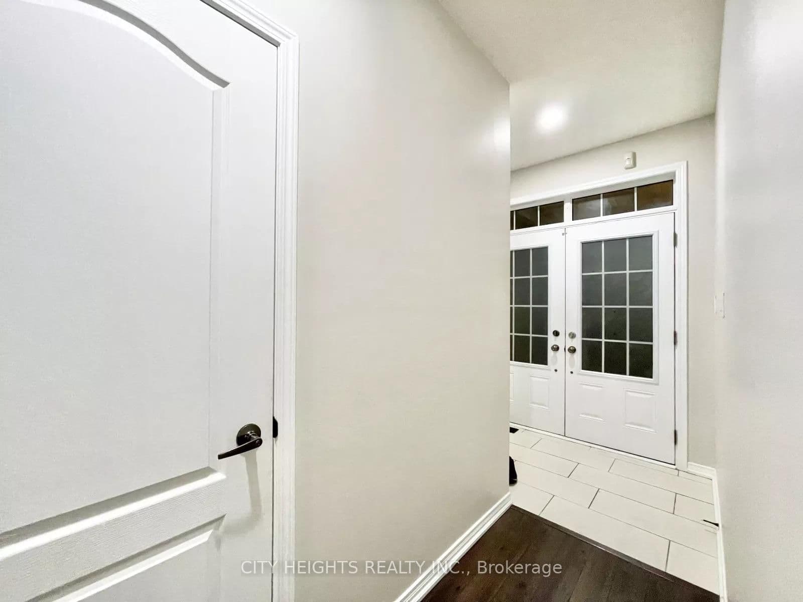 147 Baffin Crescent, Unit Main thumbnail 2