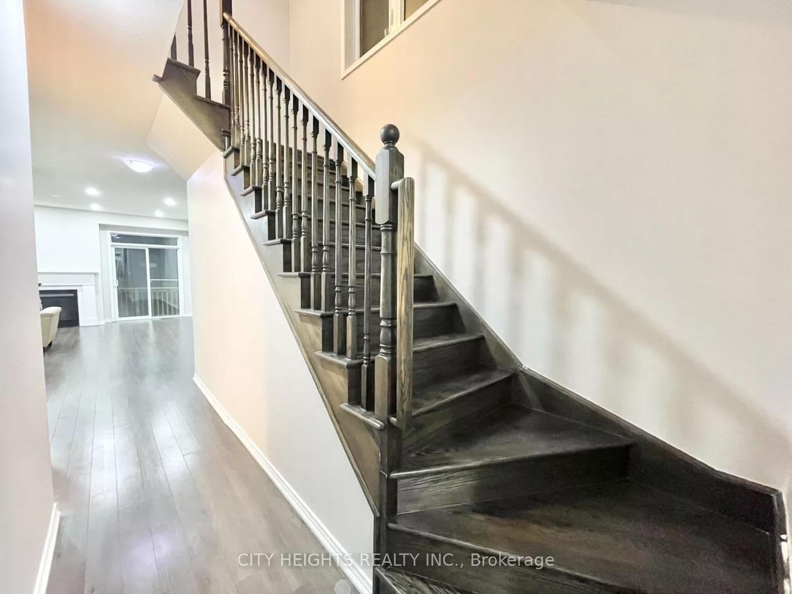 147 Baffin Crescent, Unit Main thumbnail 7
