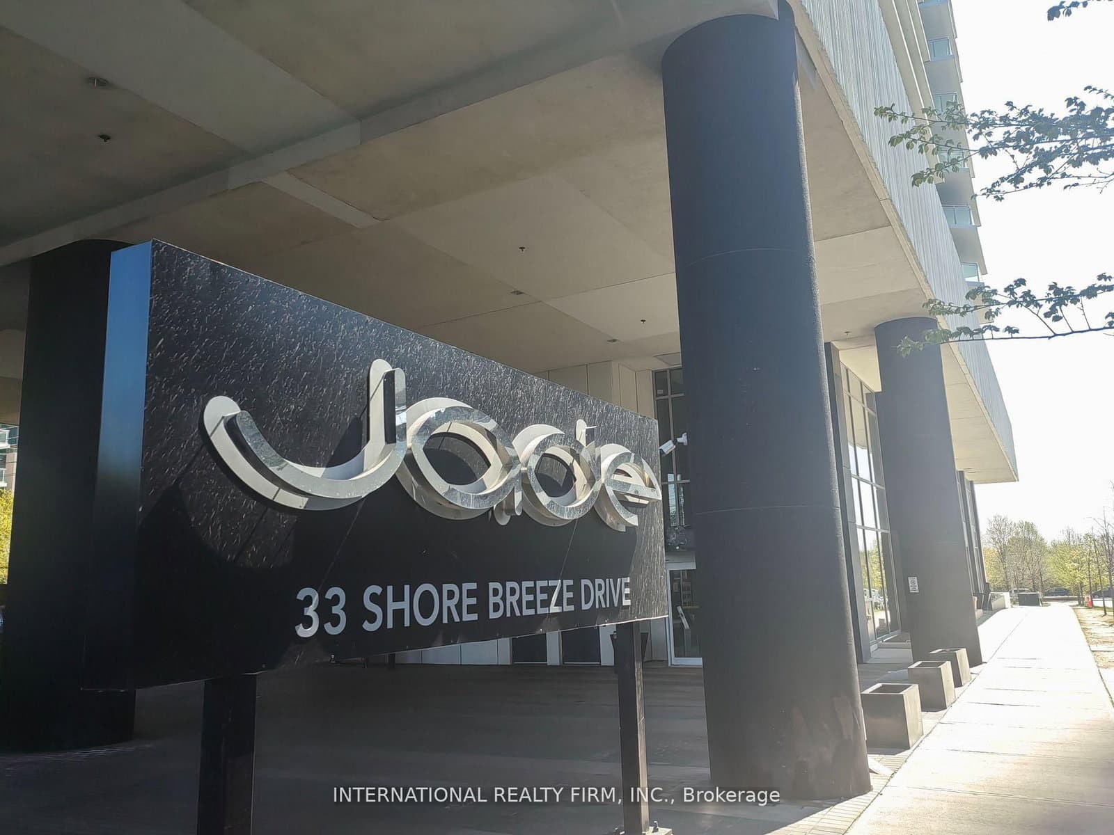 33 Shore Breeze Drive, Unit 1608 thumbnail 5