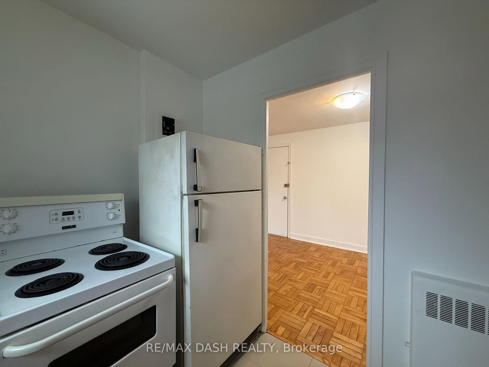 69 Old Mill Terrace, Unit 10 thumbnail 14