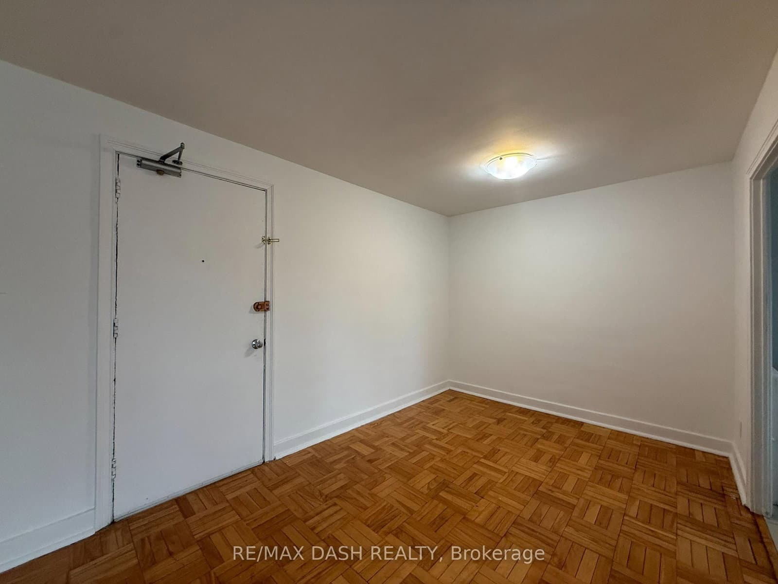 69 Old Mill Terrace, Unit 10 thumbnail 4