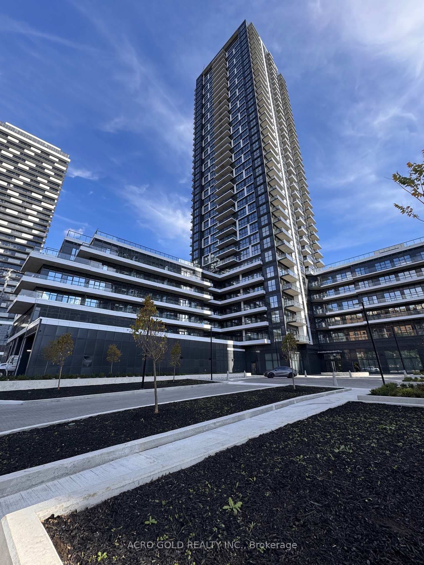 15 Watergarden Drive, Unit 3004
