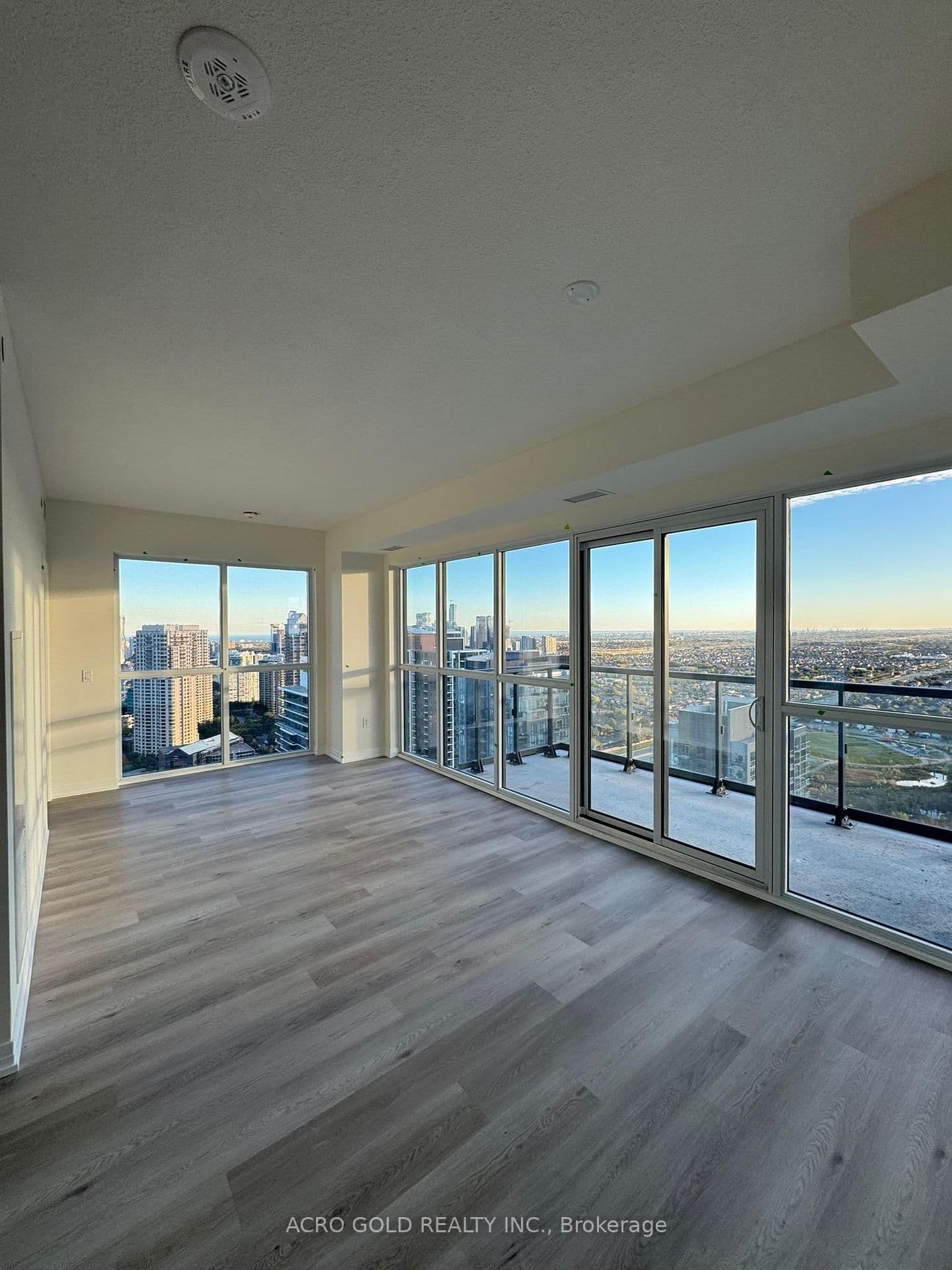 15 Watergarden Drive, Unit 3004 thumbnail 31