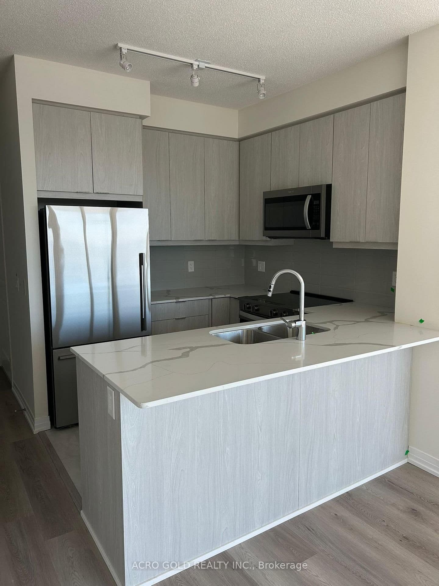 15 Watergarden Drive, Unit 3004 thumbnail 32