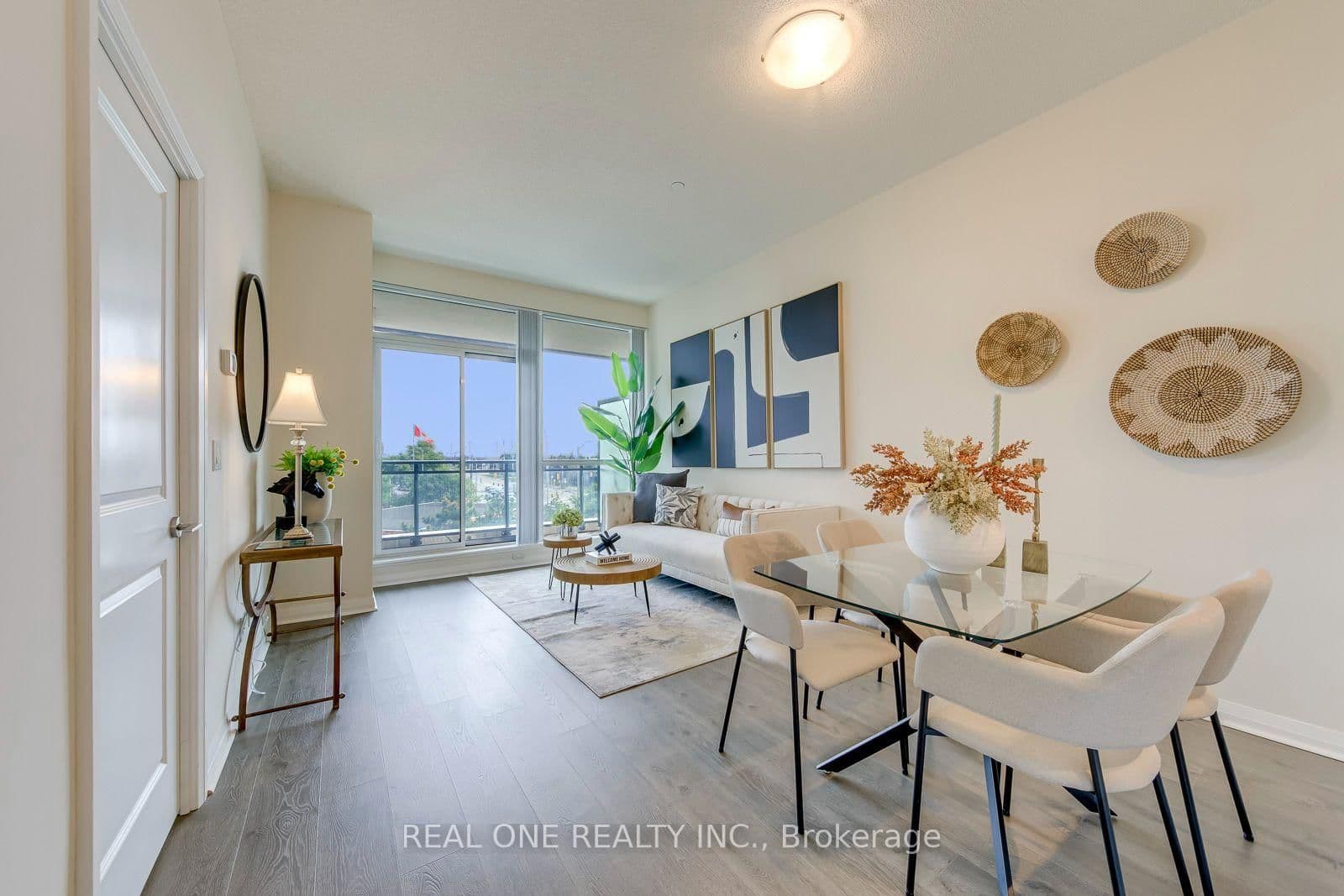 55 Eglinton Avenue W, Unit 407 thumbnail 15