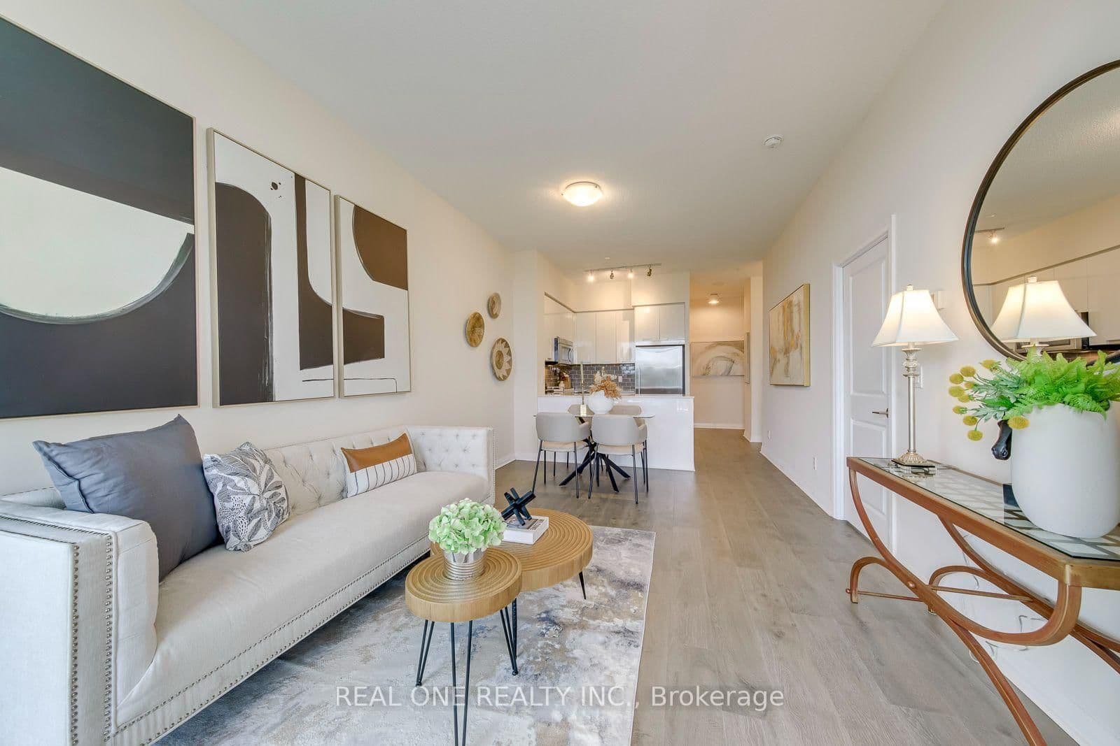 55 Eglinton Avenue W, Unit 407 thumbnail 19