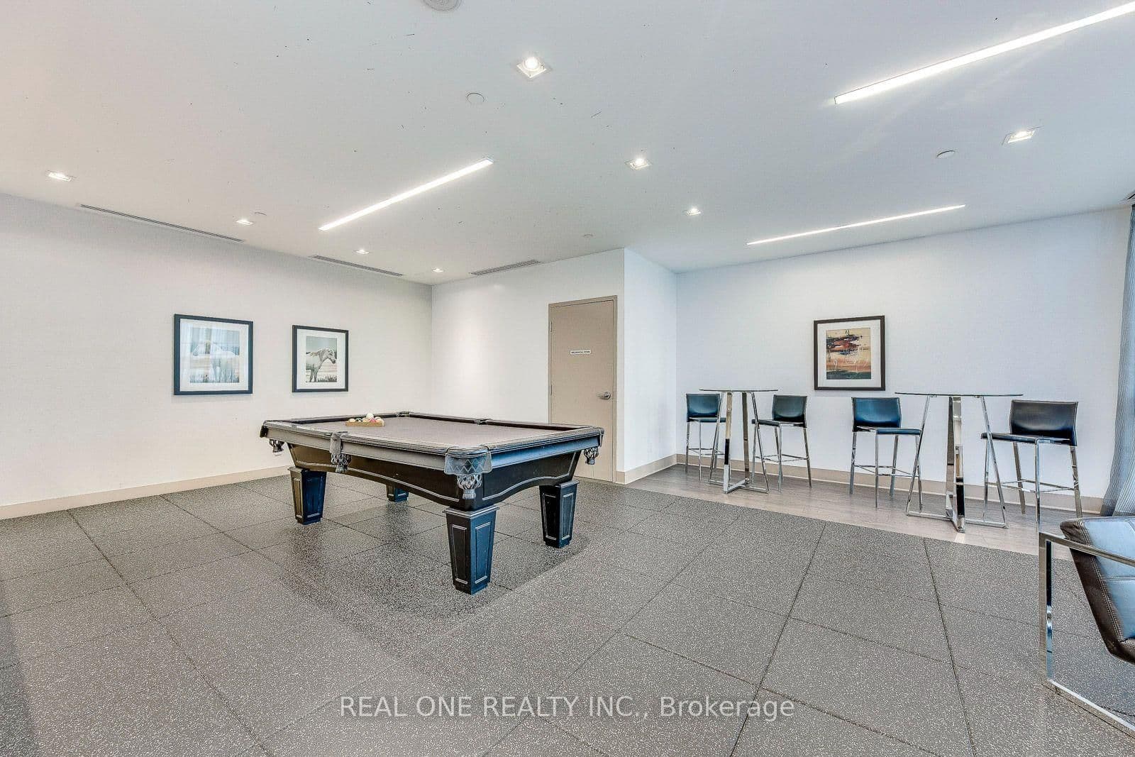 55 Eglinton Avenue W, Unit 407 thumbnail 38