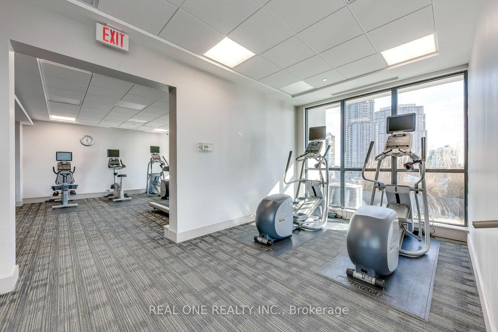 55 Eglinton Avenue W, Unit 407 thumbnail 44