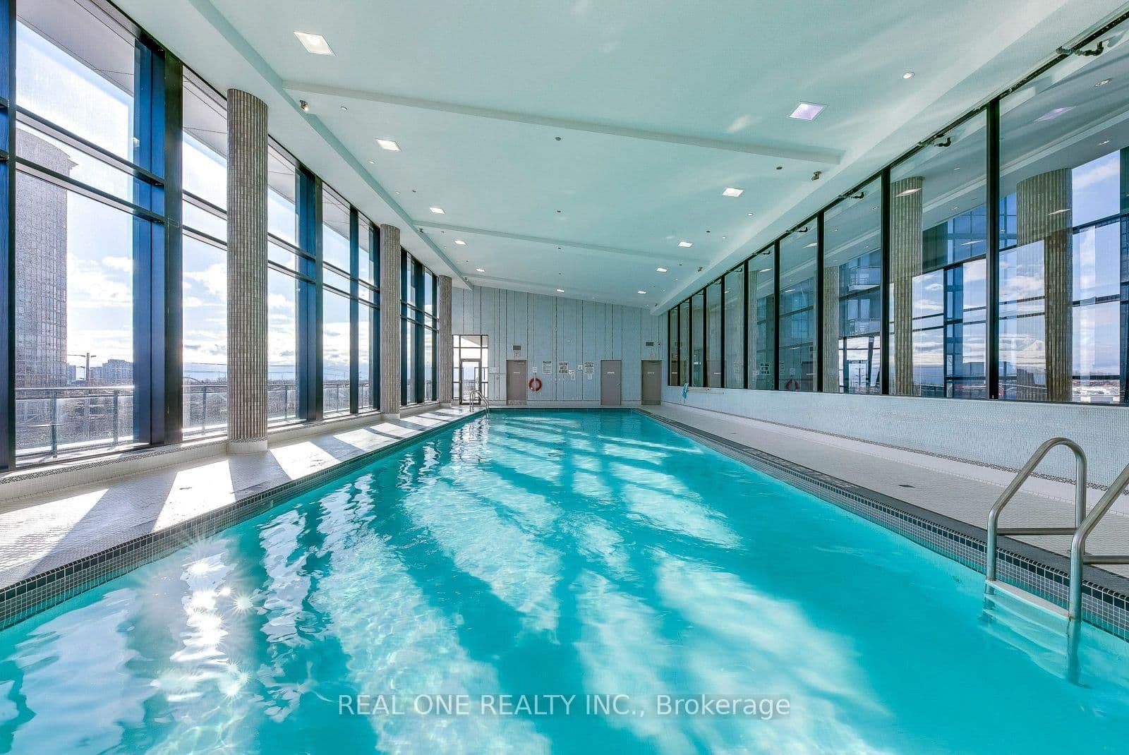 55 Eglinton Avenue W, Unit 407 thumbnail 45