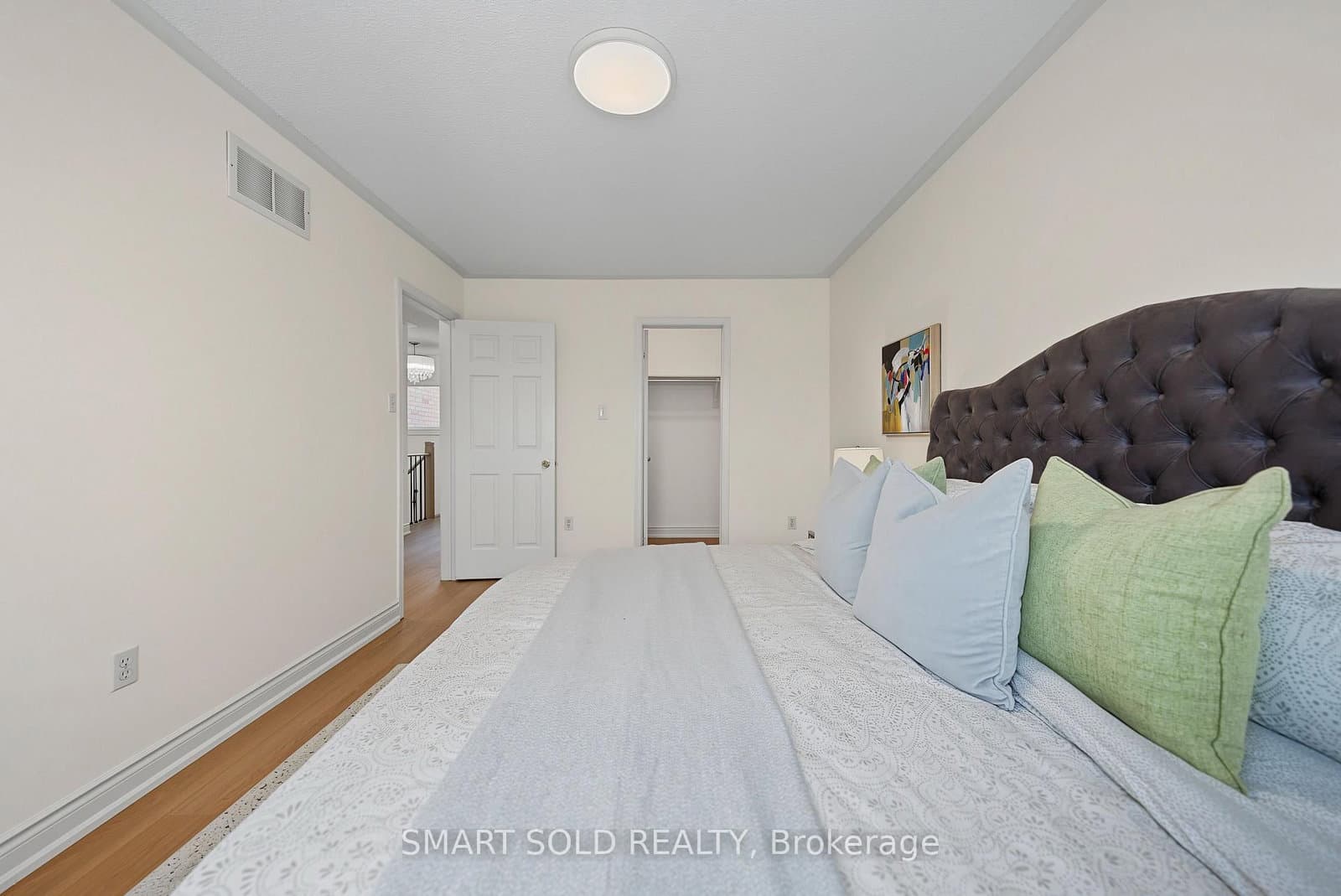 906 Delgado Drive thumbnail 27