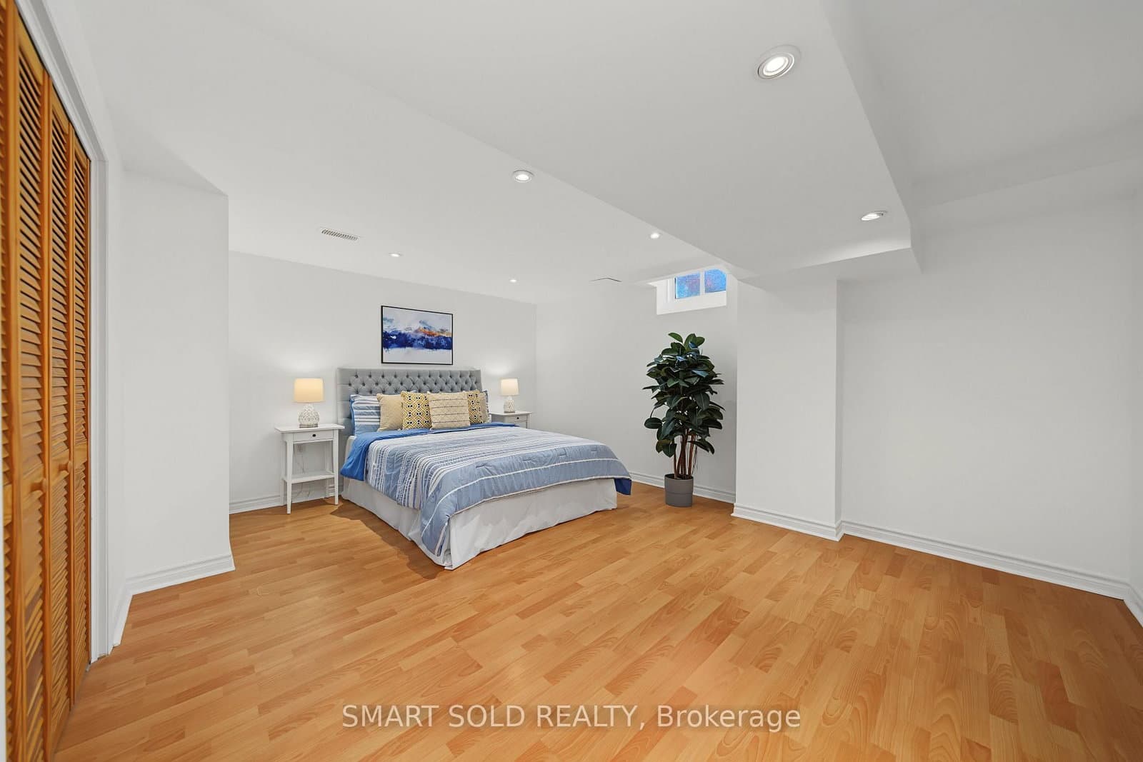 906 Delgado Drive thumbnail 42