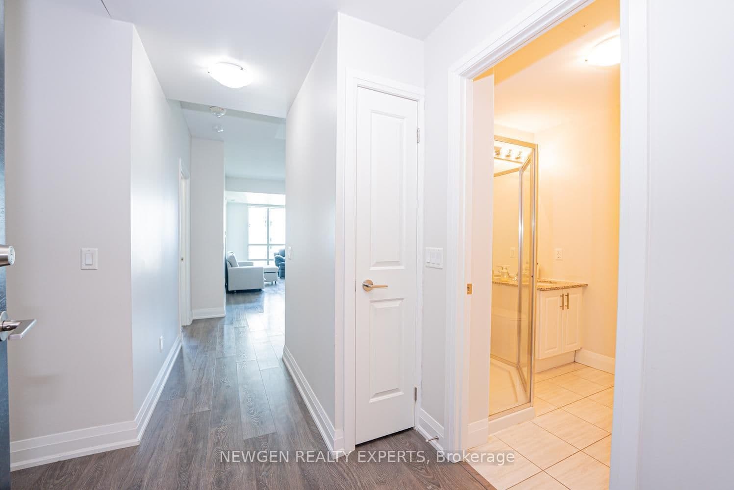 65 Yorkland Boulevard, Unit 808 thumbnail 11