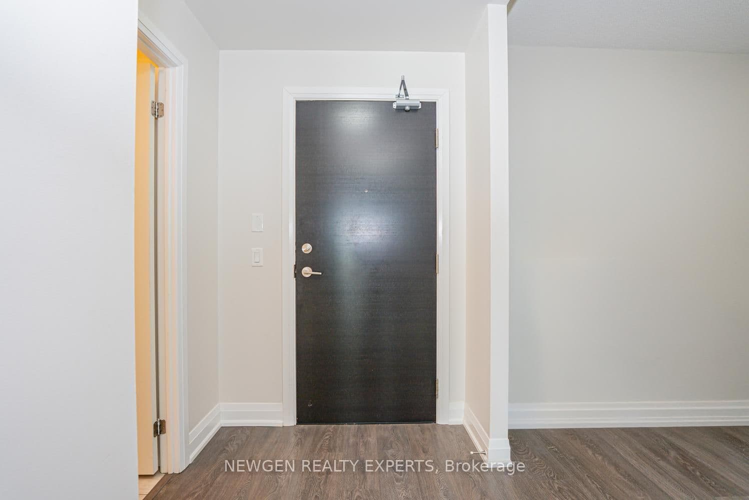 65 Yorkland Boulevard, Unit 808 thumbnail 12