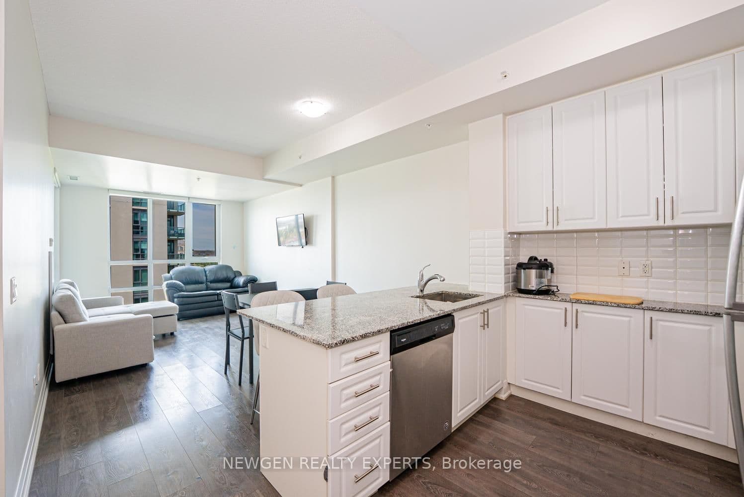 65 Yorkland Boulevard, Unit 808 thumbnail 15